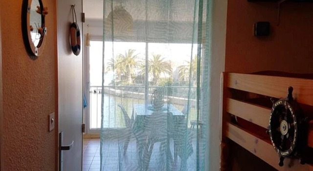 Studio in Saint-cyprien, With Wonderful sea View, Забронировать Дом для отпуска Коттеджи Сен-Сиприен, Коттедж
