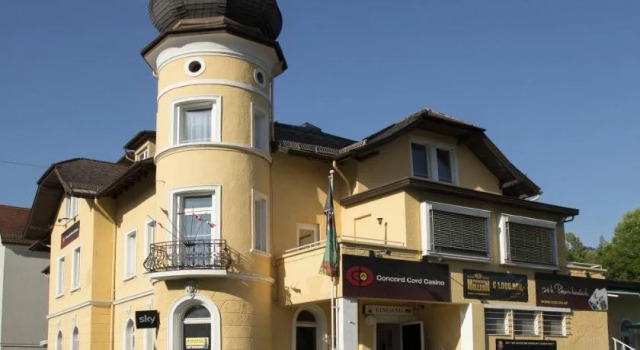 Hotel Falken, Book Hotel Hotels in Vorarlberg with Parking, Parking