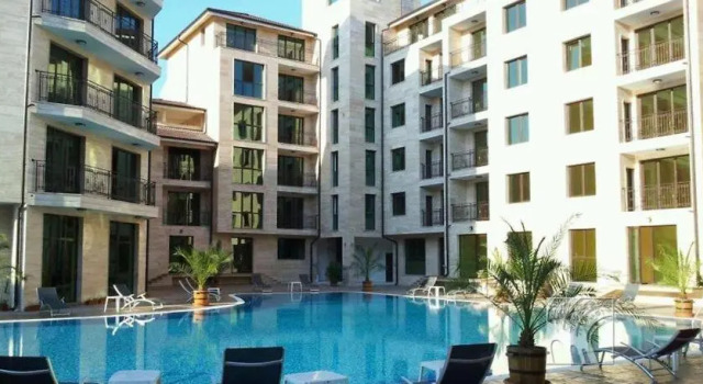 Апартаменты Destination Bulgaria 2000 Amadeus Lux Summer Private Apartment