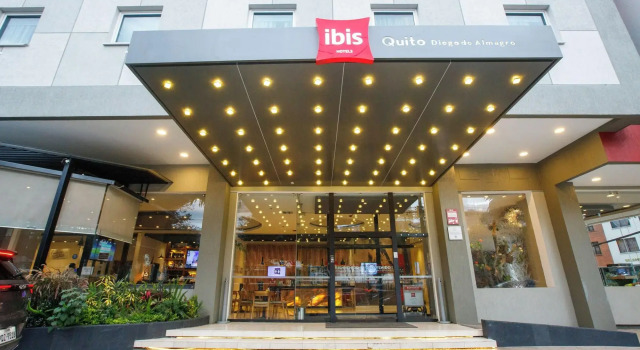 ibis Quito, Book Hotel Hoteller i Quito med parkering, nær Guapulo Park, Parkering