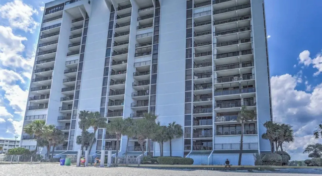 Апартаменты с 2 комнатами с балконом Chic Myrtle Beach Seaside Escape w/ Pool Access!