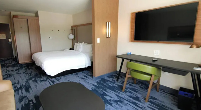 Люкс Fairfield Inn & Suites by Marriott Winona