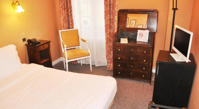 Номер Standard Hôtel de France