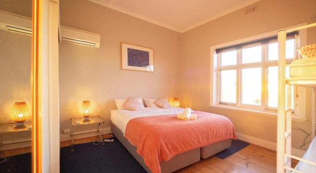 Номер Standard с балконом и с видом на океан YHA Port Elliot Beach House
