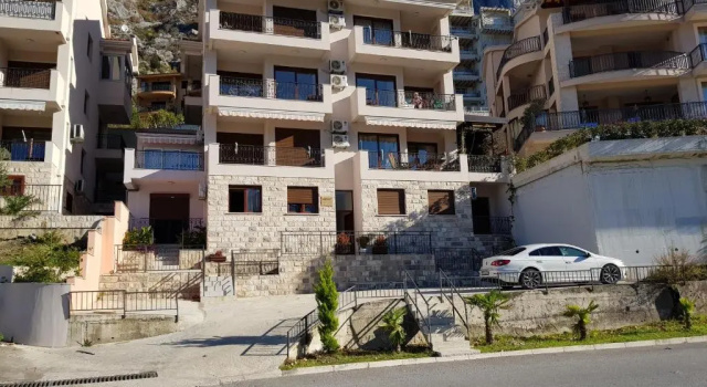 Apartment Stella di Cattaro, Boek Appartement Dobrota 
