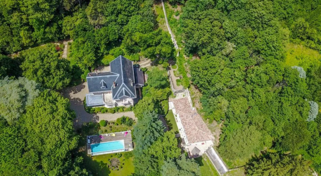Le Clos d'Abrigeon, Rezerwuj Hotel Hotele w Owernia z parkingiem, Parking