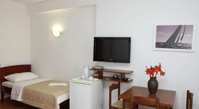 Трёхместный номер Standard с балконом Adriatic Apartment