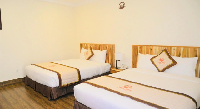 Lakeview Hotel