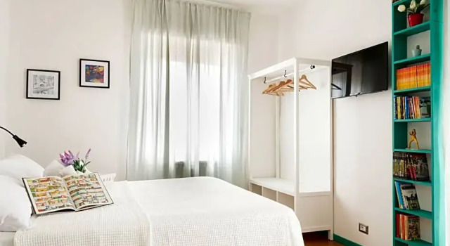 Starnone Bed&Book, Buchen Sie Hotel Chiaia Neapel