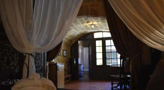 Люкс S.Nikolis Historic Boutique Hotel