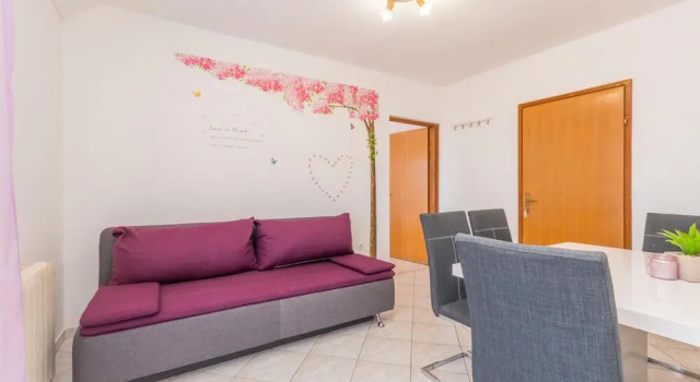 Amazing Home in Biograd With Wifi and 1 Bedrooms