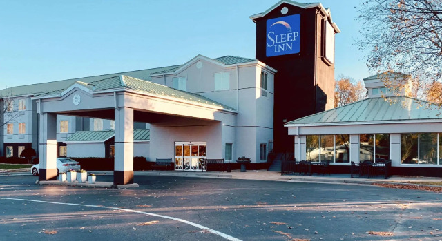 Четырёхместный люкс Sleep Inn Historic Williamsburg