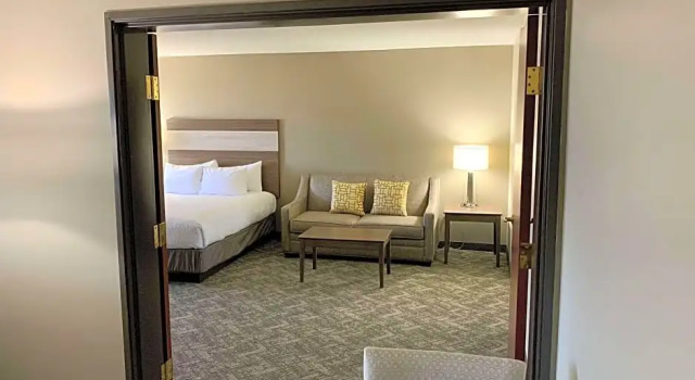 Люкс с 2 комнатами Best Western Plus Great Northern Inn
