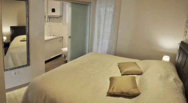 Modern Studio in the City Center, Prenota Appartamento Splitska 