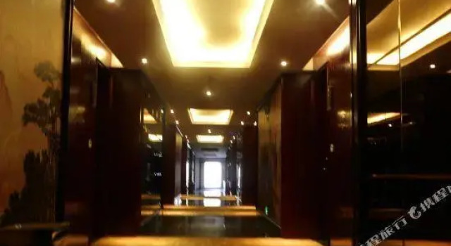 Zilongwan Hotel, Rezerwuj Hotel Jian Jiangxi