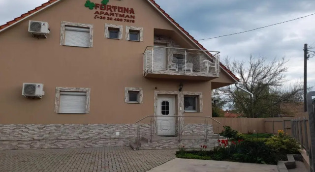 Апартаменты Fortuna Apartman