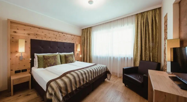 Полулюкс с балконом La Maiena Meran Resort