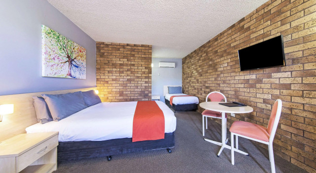 Трёхместный номер Standard Comfort Inn Dubbo City