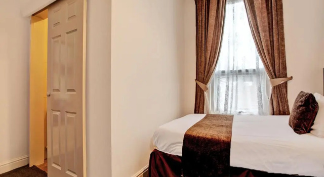 Одноместный номер Standard The Waverley Hotel