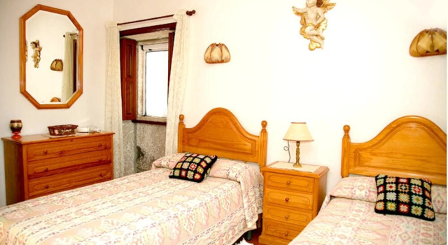 House With 3 Bedrooms in Camposancos, With Wonderful sea View, Enclose, Book Hotel A Guarda 