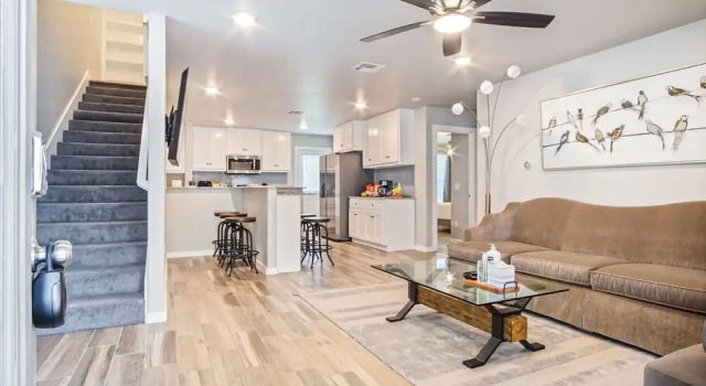 Spacious 5-bedroom for Families Groups, Buchen Sie Ferienhaus Oklahoma City Oklahoma