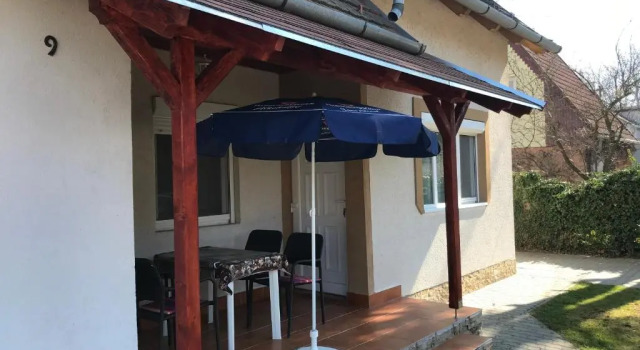 Nice House on the Beach, Prenota Appartamento Balatonfenyves 