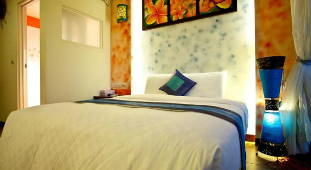 Двухместный номер Standard с балконом Millennium Inn II