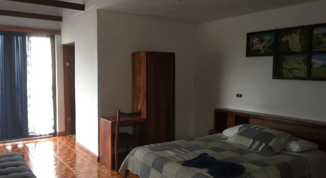 Los Héroes, Reserva ahora Hotel Arenal Guanacaste