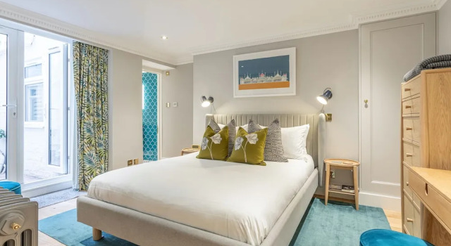 Апартаменты Luxury Beaches Brighton 1