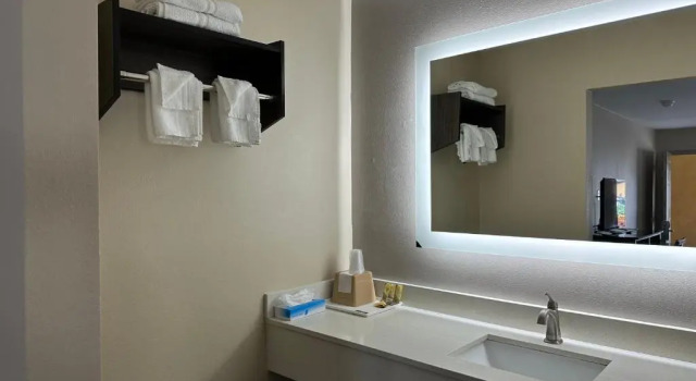 Люкс express inn motel