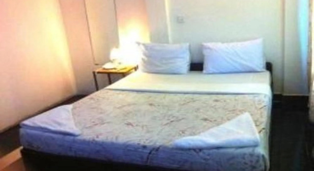 Golden World Guesthouse, Buchen Sie Hotel Hotels in Kandal mit Parkplatz, Parkplätze