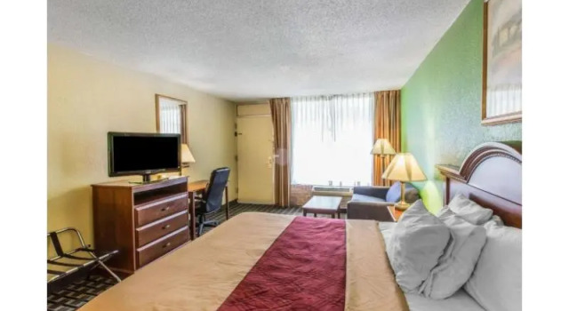 Номер Classic Travelers Inn Douglas By OYO US-441