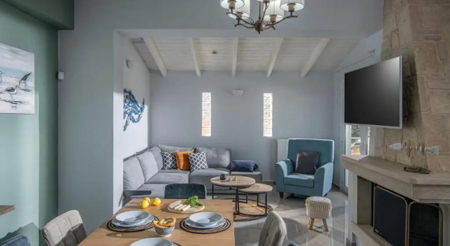 Alba Bianca Villa, Family Retreat with Heated Pool By ThinkVilla, Забронировать Отель Отели Аналипси с бассейном, Бассейн