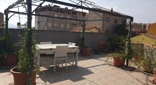 La Casa Rosada Arbus, Book Lejlighed Hoteller i Costa Verde med parkering, Parkering