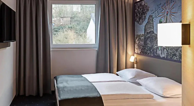 Двухместный номер B&B HOTEL Idar-Oberstein