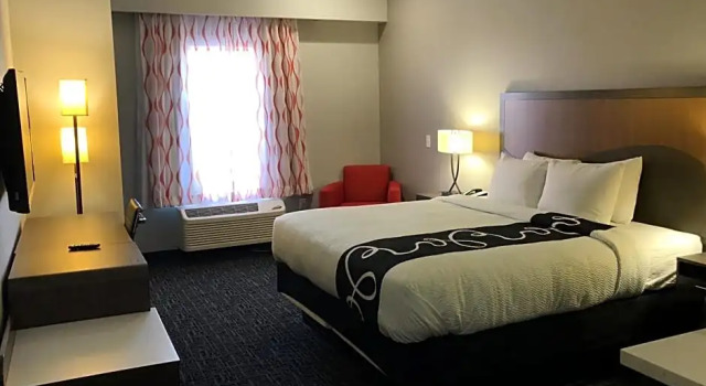 Номер Deluxe Hotel Glenpool