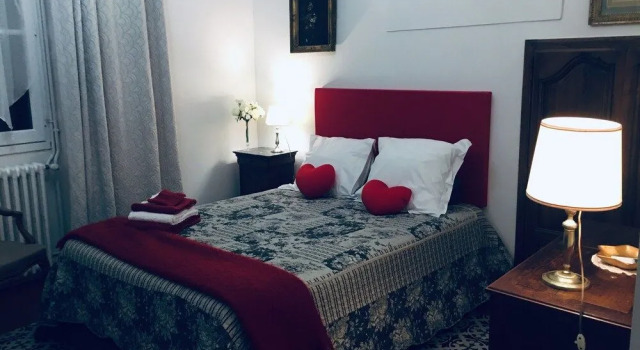 Gite Le PARC, Book Hotel Hoteller i Champniers med pool, Swimmingpool