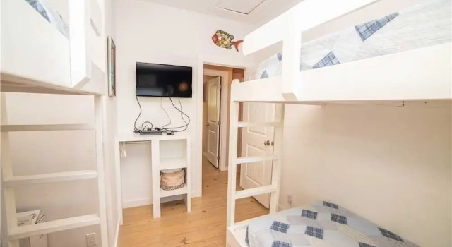2727 S 11th Street #34 4 Bedrooms 3.5 Bathrooms Home