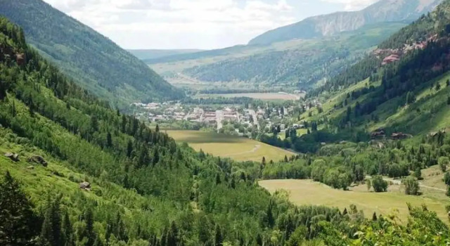 Коттедж Bachman Village 19 4 Bedroom Holiday home By Accommodations in Telluride