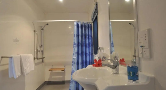 Шале Цокольный этаж Bay Cabins