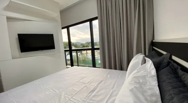 Max Loft - Apartamentos