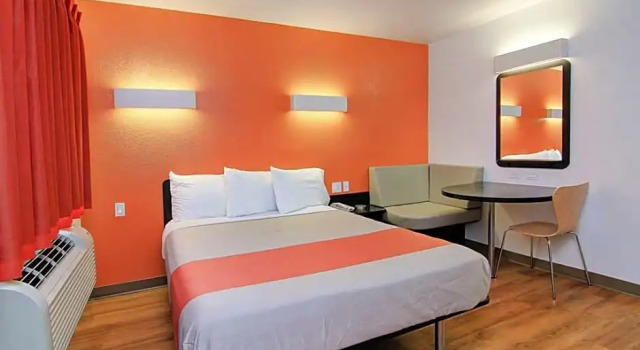 Номер Standard Motel 6 Old town Scottsdale Fashion Square