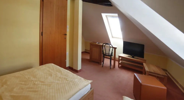 Rooms & Apartments Šilak, Book Bed and Breakfast Hoteller i Ptuj med parkering, Parkering