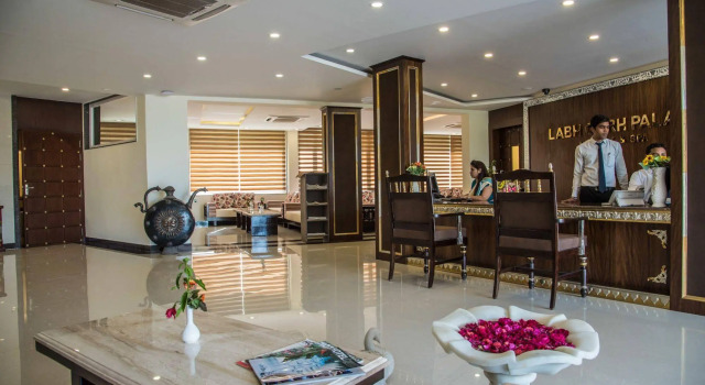 Labh Garh Palace, Rezerwuj Hotel Hotele w Rajasthan z parkingiem, Parking
