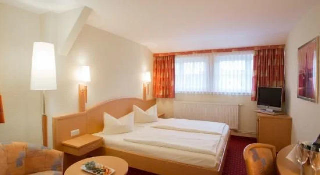 Robler Thor Hotel Und Restaurant, Prenota Hotel Wittstock/Dosse 