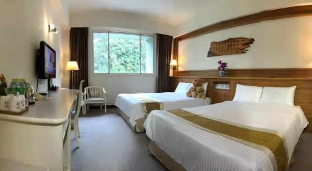 Четырёхместный номер Standard Ginkgo Hotel