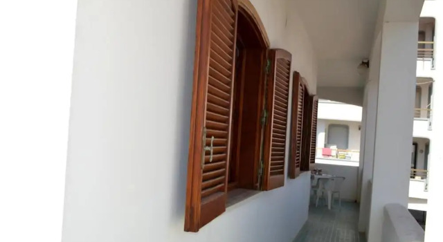 Коттедж с 2 комнатами с балконом Charming Holiday Home in San Foca, Italy - Perfect for Families