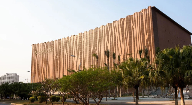 Coconut Grove Hotel, Book Hotel Sanya Hainan