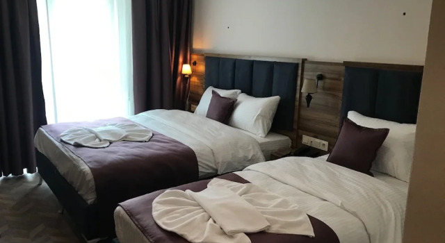 Royal Palas Hotel, Rezerwuj Hotel Bostaniçi 
