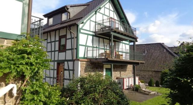 Апартаменты Ferienwohnungen Rurseeblick